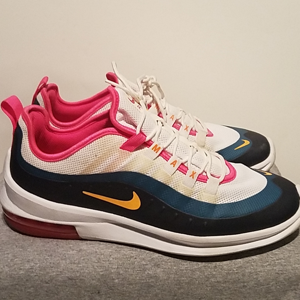 Nike Air